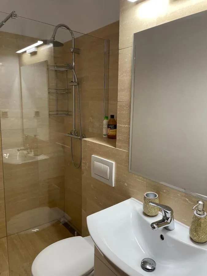 Lejlighed Studio Dristor - Foarte Curat Si Frumos Bukarest